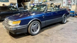 The Timeless Appeal Of The Saab 900 T16S Convertible: A Le Mans Blue Classic