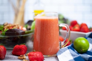 Easy Refreshing Strawberry Vinaigrette Recipe