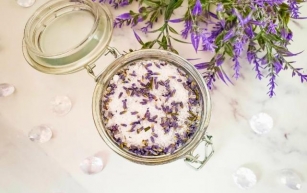 Easy DIY Lavender Bath Salts (5 Minute Recipe)