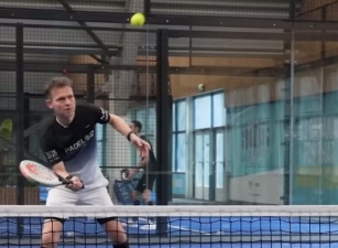 How Padel Volleys Can Be Improved By Tennis Players