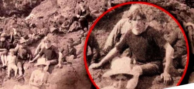 A man wearing a modern t-shirt and shorts in a 1917 photo was mistaken for a time traveller.