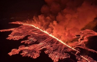 Iceland: Fourth Eruption At 800-year-old Volcano, Two Towns Evacuated, Rivers Of Lava Everywhere