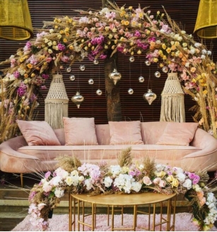 Stage Decoration For Wedding: Stunning Ideas On A Budget