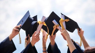 20 College Degrees That Are Now Considered A Waste Of Time