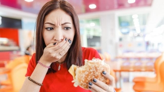 15 Grossest Things People Found In Their Restaurant Food