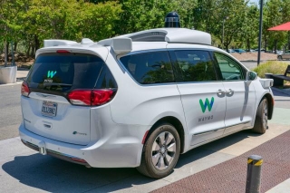 Waymo Launches Free Robotaxi Service In Los Angeles, Targets 50,000 On Waitlist