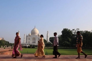 New Delhi To Agra Taj Mahal: How To Travel By Train, Bus, And Car?