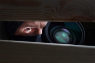How To Find Hidden Cameras In Any Place You Stay