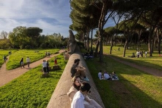 Tracing The Long, Winding Path Of An Ancient Roman Aqueduct