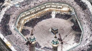 Umrah Pilgrims Depart From Iran To Saudi Arabia After 9-Year Hiatus