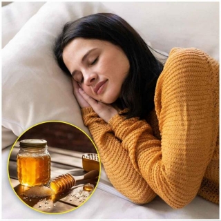 Restful Nights: Nutritionist Suggests Honey And Himalayan Salt Blend For Improved Sleep