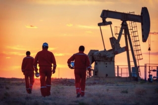 Oil Industry Reaches 13 Million Barrels Daily Despite Green Energy Efforts