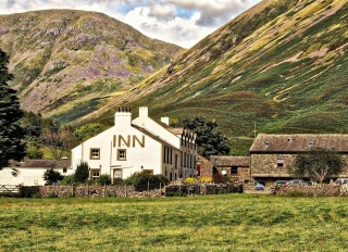 10 Of The Best UK Country Pubs For A Winter Weekend
