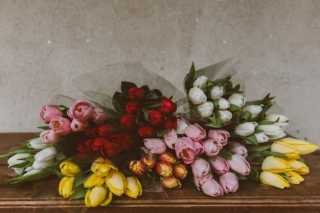 The Reasons You Should Purchase Wooden Flowers In Bulk