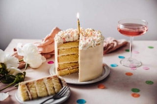 Five Bakeries That Create Custom Wedding Cakes