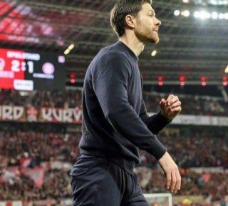 Former Real Madrid Manager Urges Xabi Alonso To Reject Offers From Liverpool And Bayern Munich