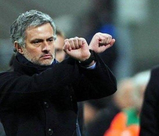 Jose Mourinho Reacts To Chelsea Fans Calls For His Return