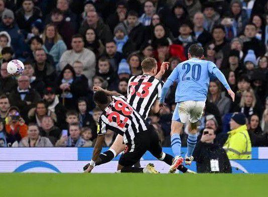 Manchester City vs Newcastle 2-0 Highlights | FA Cup