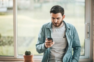 The Ultimate Guide To Mastering Customer Relationships With SMS-iT CRM