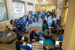 ASEs Host Sit-in Inside Bagley Hall