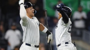 CHECKOUT: Yankees Stars Aaron Judge & Juan Soto Chasing Another MLB Record!