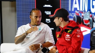This Is Why Lewis Hamilton Won’t Push For A “Black Ferrari”