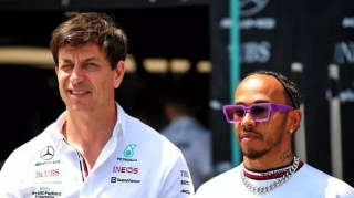 EXPLAINED: Is Lewis Hamilton Betraying Toto Wolff While Having Regular Conversation With Ferrari Boss?