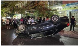 Driver Flips In Central Phnom Penh