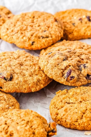 Gluten-Free Cranberry Oatmeal Cookies