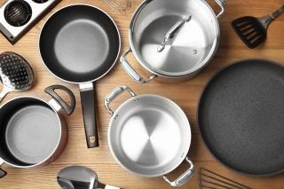 Nonstick, Iron, Aluminium: Which Cookware Should You Use To Keep Toxins At Bay?