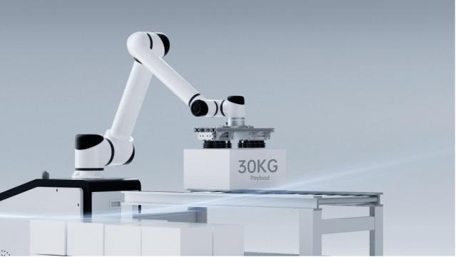 Cobot vs Robot: What Are the Differences?