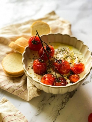 Quick Whipped Feta Dip: Deliciously Easy