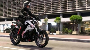 Bajaj Launched The Dominar 160 And Dominar 200 With Dual Channel ABS