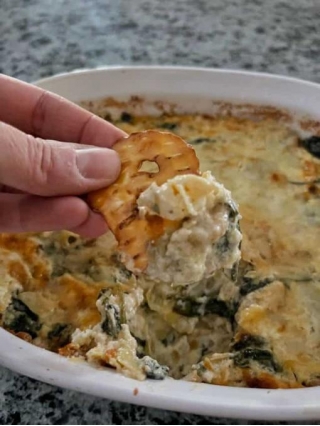 Warning: This Hot Spinach Artichoke Dip Recipe Is Addictive