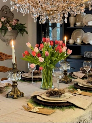 Spring In 10! Easy Table Decorating Ideas For The Season
