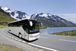 How To Choose The Perfect Charter Bus