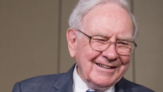 14 Frugal Living Tips Middle Class Americans Can Learn From Warren Buffet
