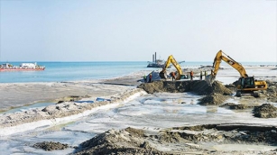 Warga Pesisir Minta Aturan Pengelolaan Sedimentasi Laut Dicabut