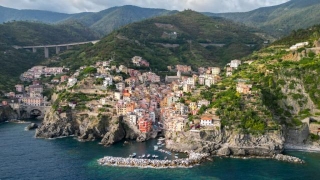 Cinque Terre In One Day: See All 5 Stunning Towns