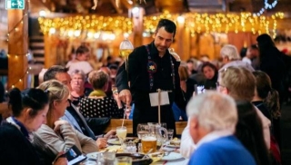 Folklore Weihnachtsabend Mit Traditionellem Tschechischen Abendessen In Prag Und Transfer