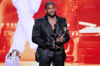 USHER HONORED BY NAACP FOR OUTSTANDING MALE ARTIST, ENTERTAINER OF THE YEAR, PRESIDENT'S AWARD