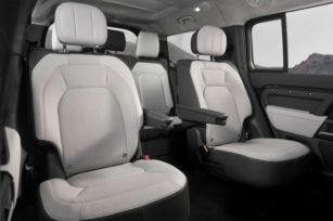 Land Rover Updates Defender With Captain Seats