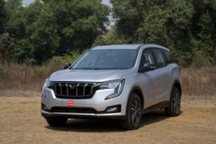 Mahindra XUV300 Gets Discounts Upto To Rs 1.79 Lakh On 2023 Stock