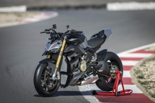 Updated Ducati Streetfighter V4 Now At Rs. 24.62 Lakh
