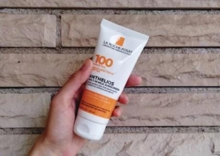 La Roche Posay Anthelios Melt In Milk Sunscreen SPF 100 Review