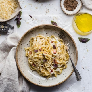 Spaghetti Alla Carbonara With Guanciale