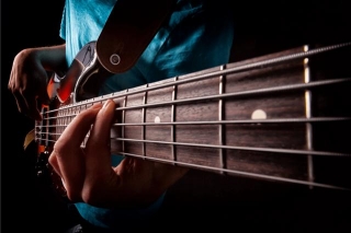 How To Tune A Bass Guitar