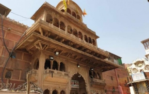 13 Famous Temple in Vrindavan & Mathura for 2024