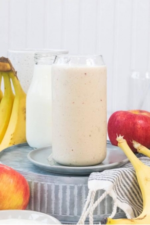 Apple And Banana Smoothie: Simple And Delicious!