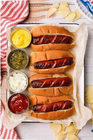 10 Minutes Air Fryer Hot Dogs (Just Like Grilled)